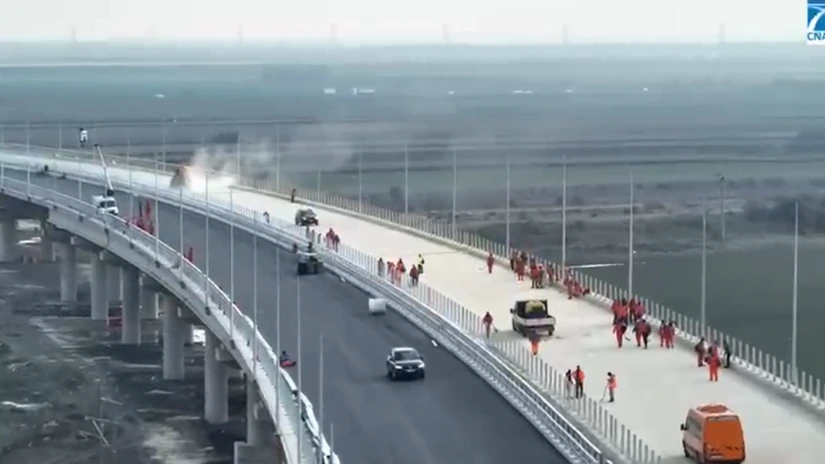 VIDEO Autostrada A7 Focșani - Bacău: UMB lucrează cu 1600 de muncitori pe lotul 1, realizat 95%