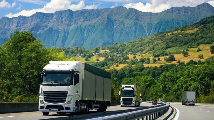 Restricţii de circulaţie pe DN7 pentru vehiculele peste 7,5 t în perioada Anului Nou