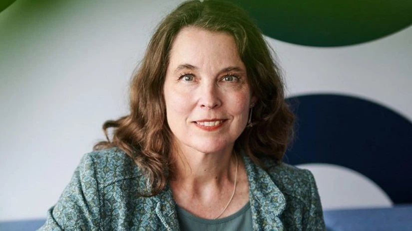 Sigrid de Vries (ACEA): Industria auto nu dă înapoi, ci face apel la o abordare mai inteligentă și mai pragmatică