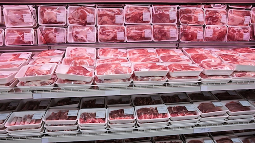 Ce s-a întâmplat cu producţia de carne din România - date oficiale INS, noiembrie 2025