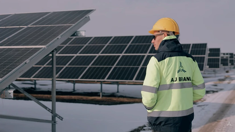 Românii de la AJ BRAND au terminat anul trecut cu afaceri de 120 de milioane de euro, de 5 ori peste anul precedent. Încep anul 2026 cu un portofoliu de proiecte de 2.100 MW
