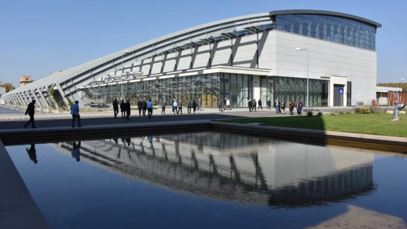 Un gigant american aduce în România tehnologie de vârf pentru cercetarea nucleară la laserul de la Măgurele. Contract de 35 de milioane de euro