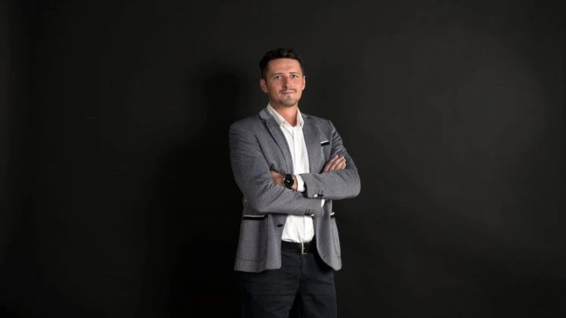 FOTO Un celebru brand românesc renaște cu un nou acționar. Un tânăr arhitect a preluat Electrecord, casă cu o istorie de aproape 100 de ani listată la BVB