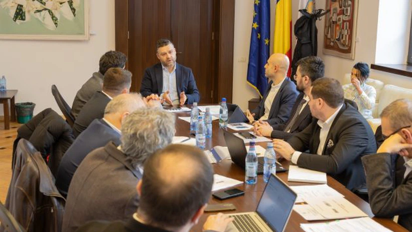 Ciucu spune că 115 dintre cele 400 de autobuze Otokar ale STB sunt stricate. Primarul anunță că s-a înțeles cu compania ca în două luni 95% dintre acestea să fie pe traseu