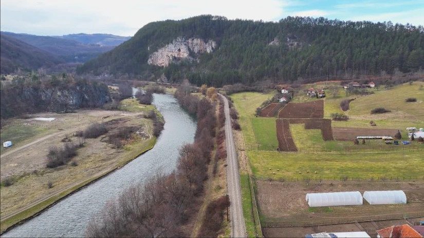 Calea ferată Cluj - Oradea: 15 kilometri din lotul 3 au șanse să prindă 