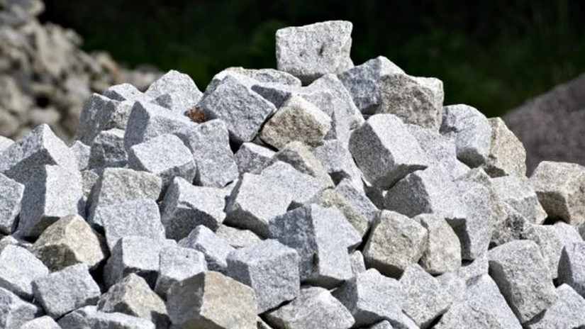 Holcim cumpără Uranus Pluton, un operator de carieră de granit