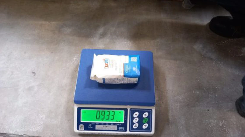 ANPC a oprit de la comercializare 140 de tone de zahăr, în urma controalelor efectuate astăzi. 456 de amenzi au fost date