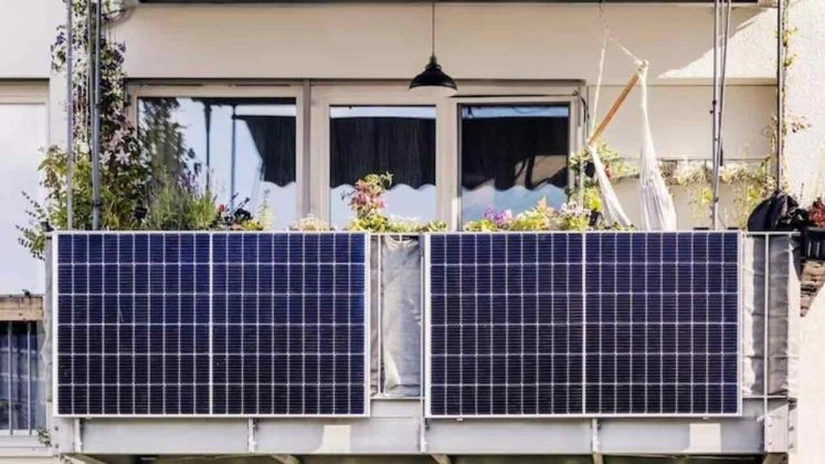 În ce condiții pot fi instalate sistemele fotovoltaice de balcon în România. Ce spune ANRE