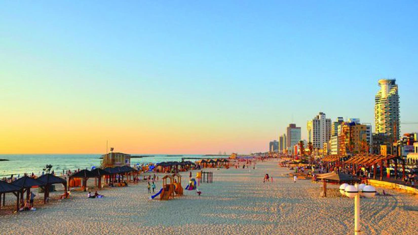 Israel - Explozii la Tel Aviv după declanşarea sirenelor