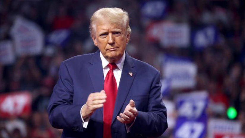 Trump amenință cu tarife vamale orice stat care vinde arme Iranului și spune că la Teheran a avut loc o schimbare de regim