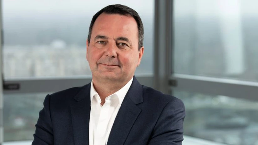 Acțiunile Alstom s-au prăbușit cu 30%, în contextul temerilor privind lichiditățile companiei