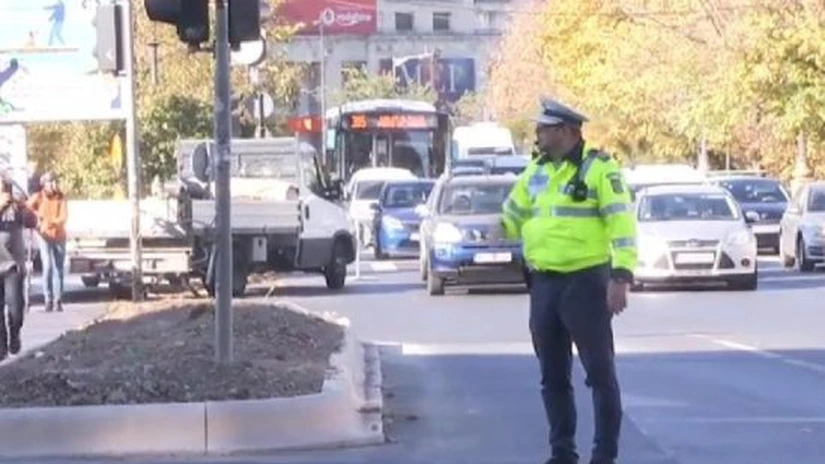 Traficul din București, afectat de fluctuațiile de tensiune generate de explozia de la CET Vest