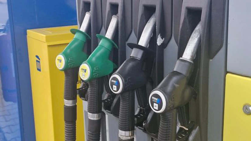 Carburanții s-au scumpit din nou azi, pentru a treia zi la rând
