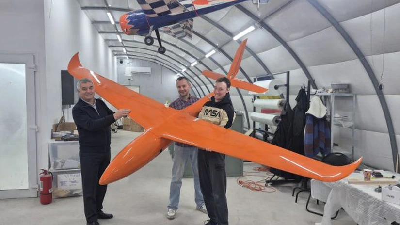 FOTO BraveX Aero din Cluj a construit cea mai rapidă dronă românească. Acum caută investitori ca să crească producția