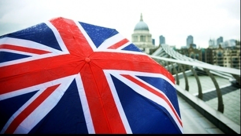 Marea Britanie va relaxa săptămâna viitoarele reglementările bancare