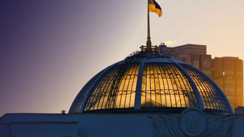 Ucraina - Parlamentul ratifică acordul privind împrumutul european în valoare de 90 de miliarde de euro