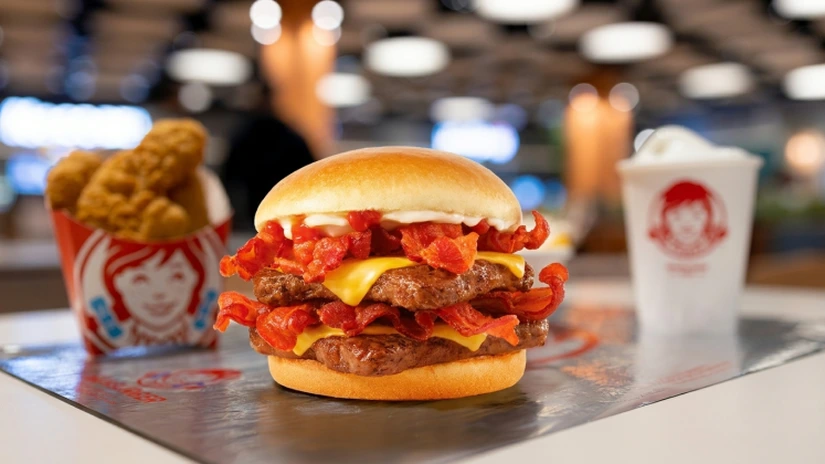 Wendy’s, cel mai nou lanț american de fast-food din România, vrea să investească 200 de milioane de dolari la noi în țară. Angajează 1.500 de oameni în următorii zece ani