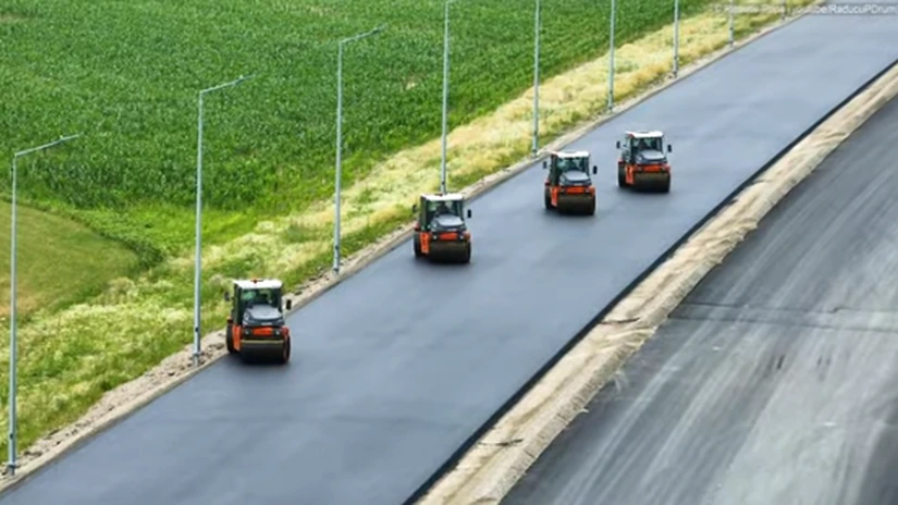 VIDEO Autostrada A7 Bacău - Pașcani: Imagini noi de pe lotul 3, cu primul nod turbion din România