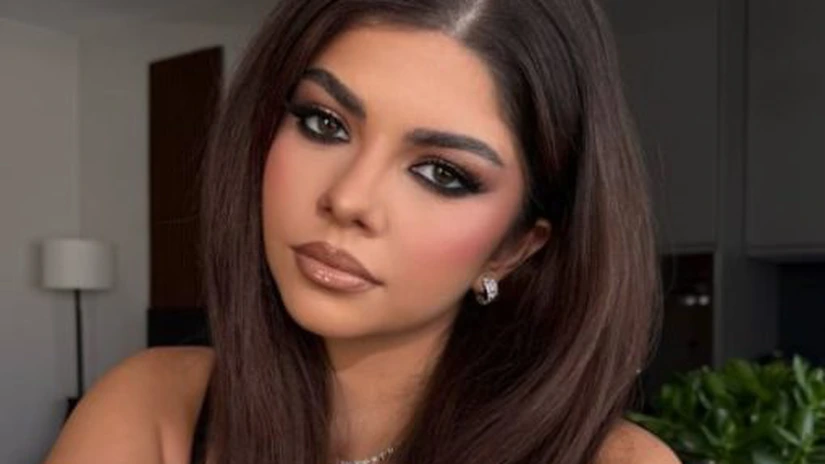 Venit fiscalizat al Cezarei Cristescu, urmărită de peste 500.000 de oameni pe tiktok: afaceri nete de peste 370.000 lei, marjă de profit de 11% şi 2 salariaţi