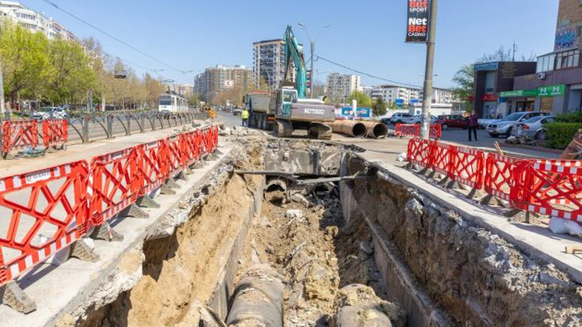 Mii de blocuri din Capitală rămân fără apă caldă. Lucrări la rețeaua de termoficare de 1,3 miliarde de lei