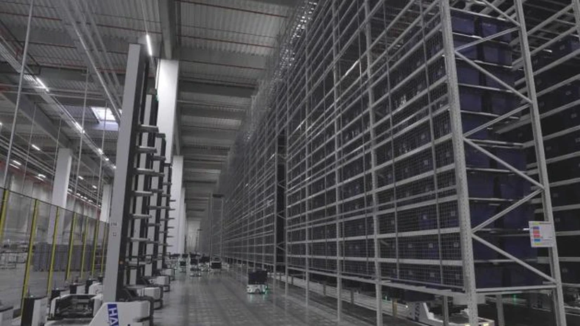 Cinci milioane de roboţi funcţionează în fabricile din întreaga lume. Cei mai mulți sunt în China, SUA și Japonia