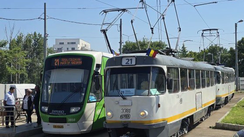 Moment simbolic: ultimele drumuri cu tramvaiele Tatra prin București FOTO