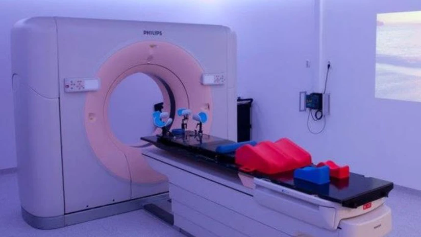 Investiţii de 8 milioane de euro, făcute de Amethyst Radiotherapy, în echipamente medicale de înaltă precizie folosite în radioterapie oncologică. Tratamentele sunt decontate de Casa de Asigurări