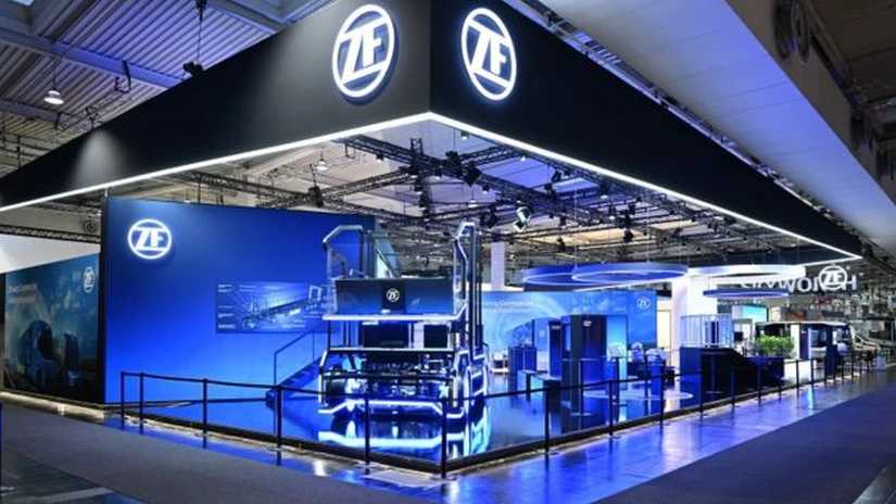 ZF Friedrichshafen, cu 5.000 de angajați în România, continuă reducerea costurilor